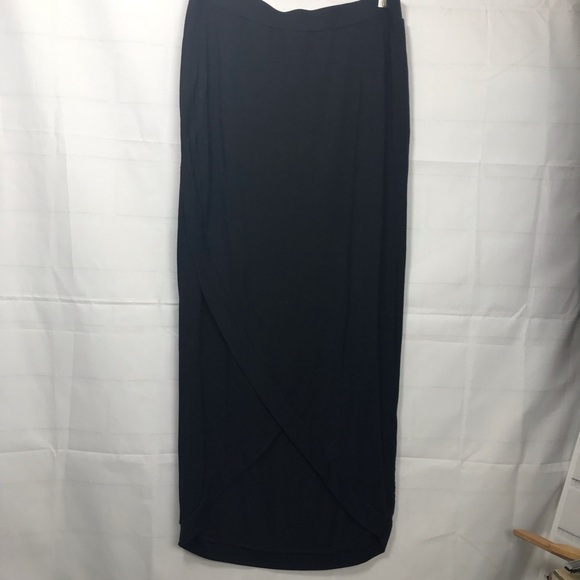 Victoria’s secret long Tulip black pin skirt L - Picture 2 of 6